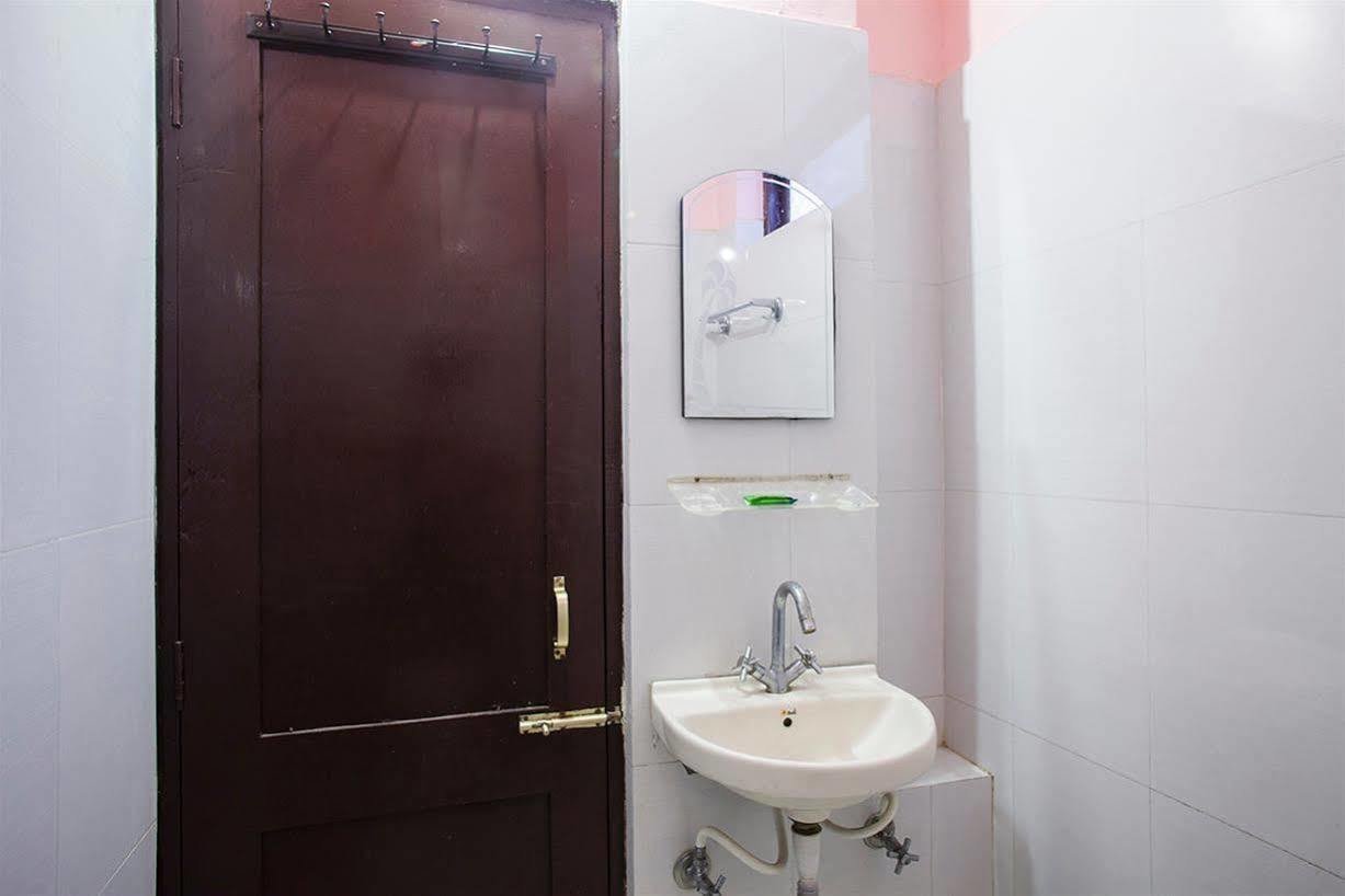Hotel Kumar Residency Дармсала Экстерьер фото
